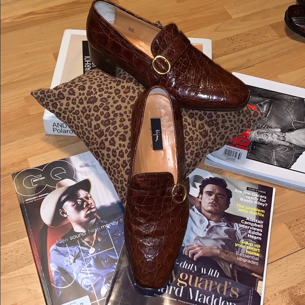 BIJAN shoe